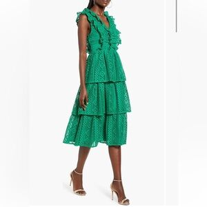 Endless Rose Nordstrom Green Sleeveless Tiered
Eyelet Midi Dress. Small $175